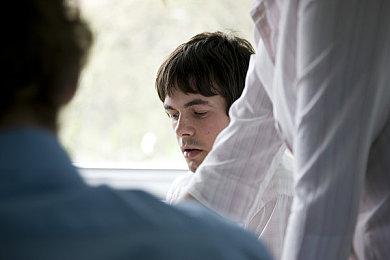 折扣吸引新老玩家 《怪物猎人：世界》在线数3年内史高